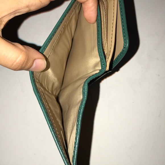 Turquoise Coach multi-compartment wallet! - Picture 5 of 7